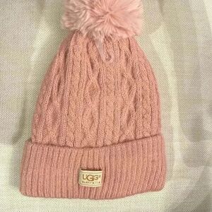 UGG Pom Pom beanie